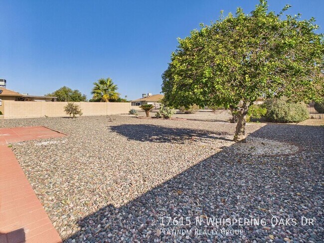 Building Photo - 17615 N Whispering Oaks Dr