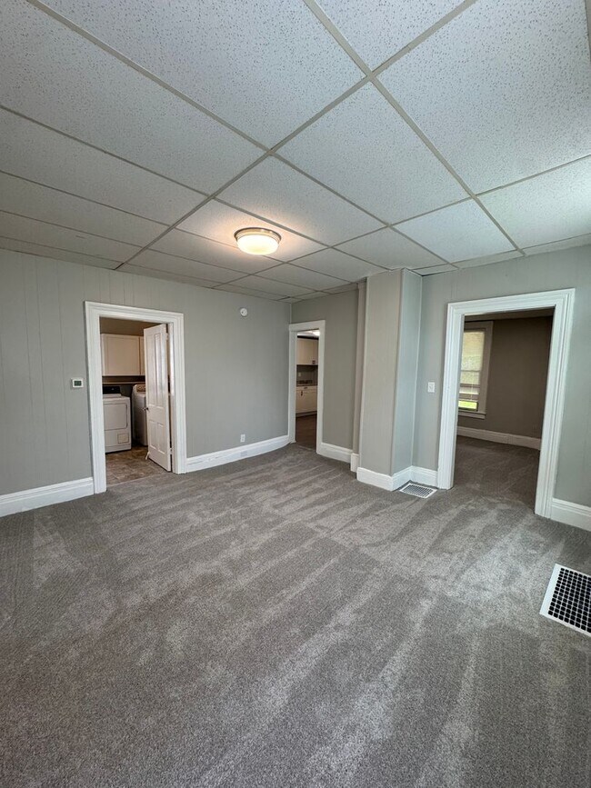 Building Photo - Spacious Four Bedroom House Close to Downtown Lafayette!