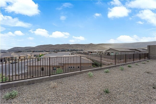 Building Photo - 11079 Rolling Vista Dr