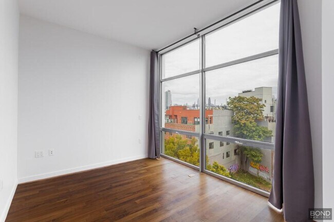 Building Photo - 1 bedroom in Brooklyn NY 11211