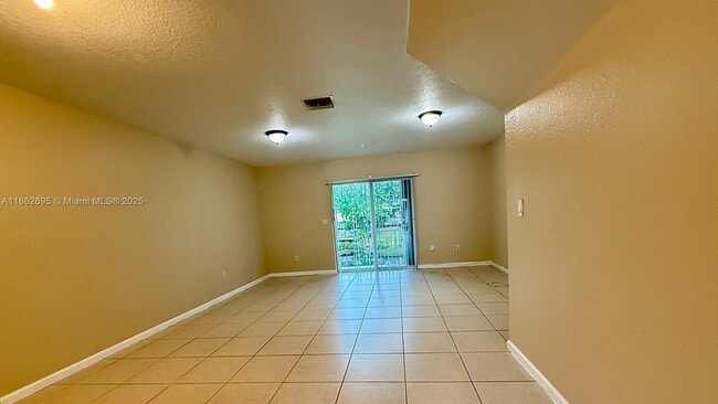 Building Photo - 6631 Winfield Blvd