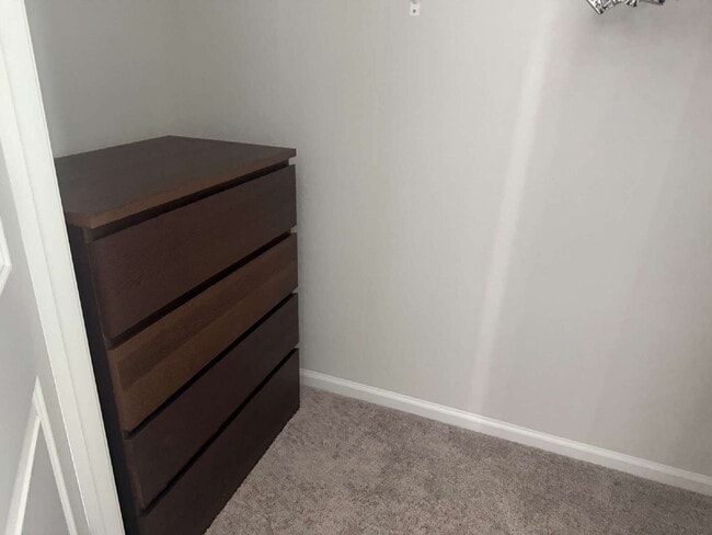 Building Photo - Modern 2-Bedroom Townhome with Garage Parking in the Heart of Jacksonville - Stylish Townhome – 1...