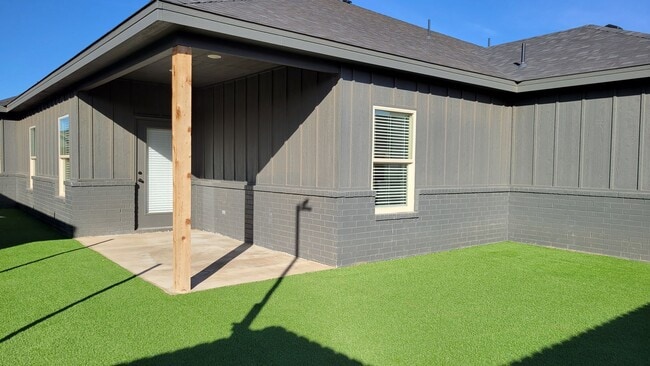 Building Photo - 7208 22nd Pl