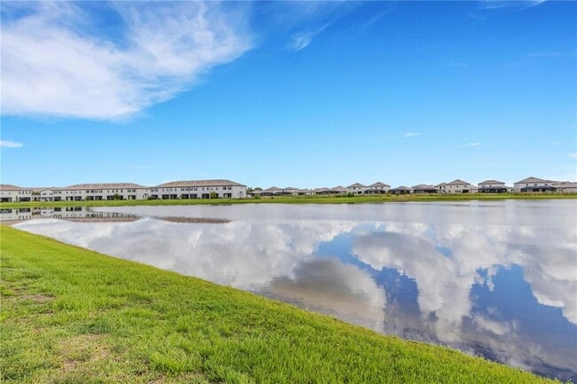 Building Photo - 15227 Sunny Day Dr