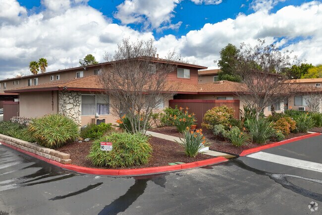 9739 Winter Gardens Blvd - Winter Gardens Terrace