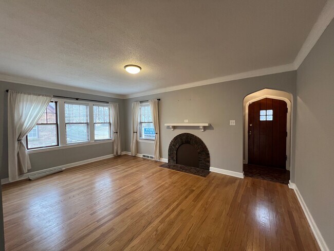 Building Photo - 2909 46th St