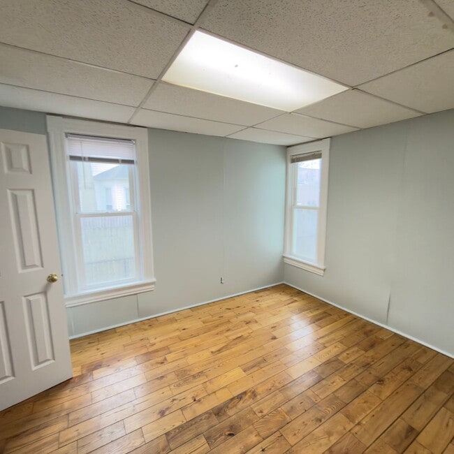 Building Photo - 1555 Broadway Ave NW