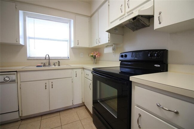 Building Photo - 1040 Harden Ct