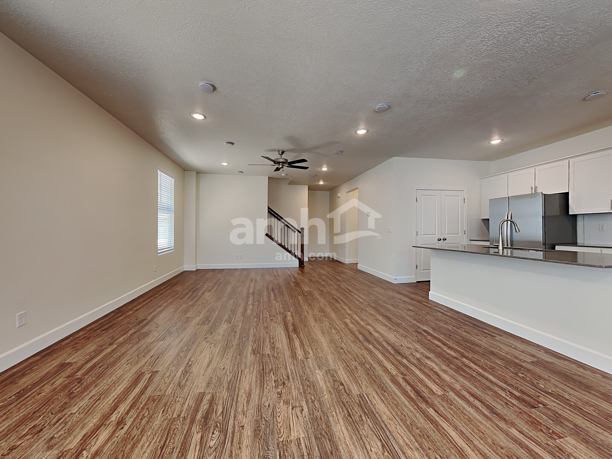 Building Photo - 6098 W Arranmore Dr