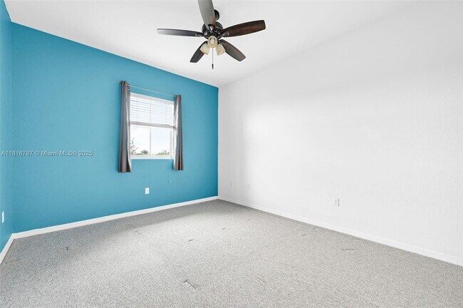 Building Photo - 10870 NW 88th Terrace