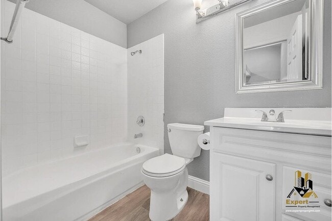 Building Photo - 8449 Bramble Bush Cir