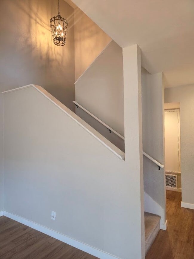 Building Photo - Light-Filled End Unit Condo, 2BD/2.5BA wit...