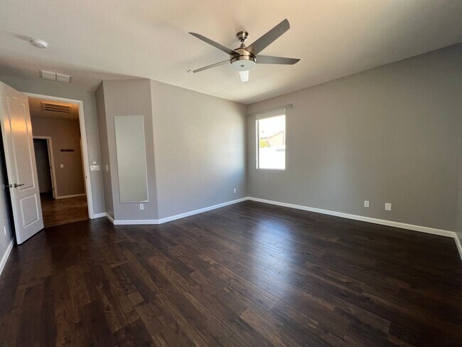 Building Photo - Gorgeous, upgraded home with a sparkling p...
