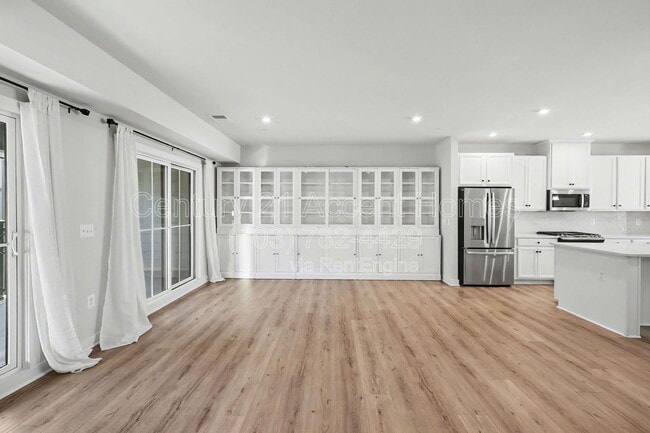 Building Photo - 1705 Dunnington Pl