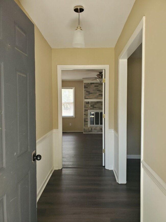 Building Photo - 1960 Windlock Dr