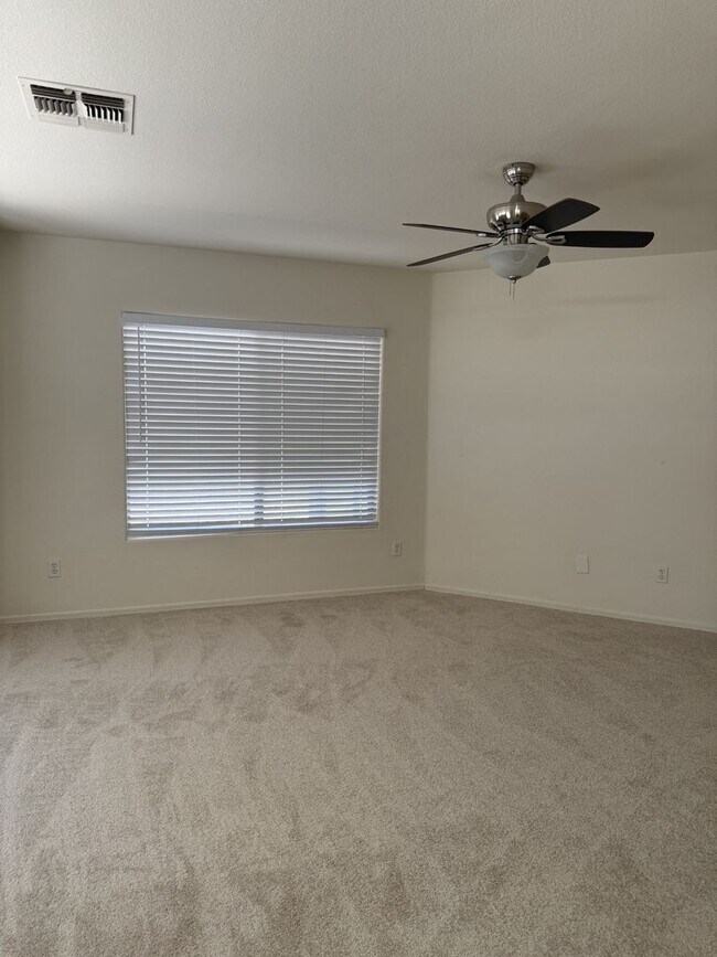 Building Photo - 4 Bedroom in San Tan Ranch, Gilbert!