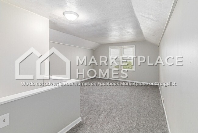 Building Photo - 9421 Courville St