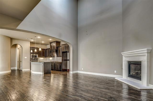 Building Photo - 534 Evergreen Dr