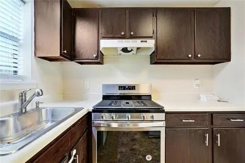 Building Photo - 76 Sandalwood Cir