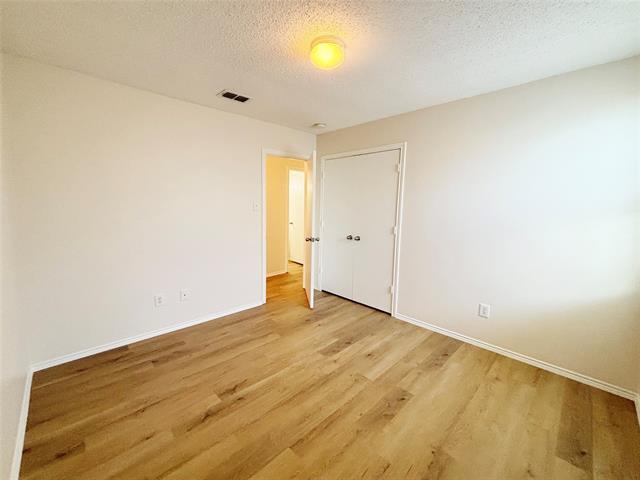 Building Photo - 1113 Annie Oakley Dr