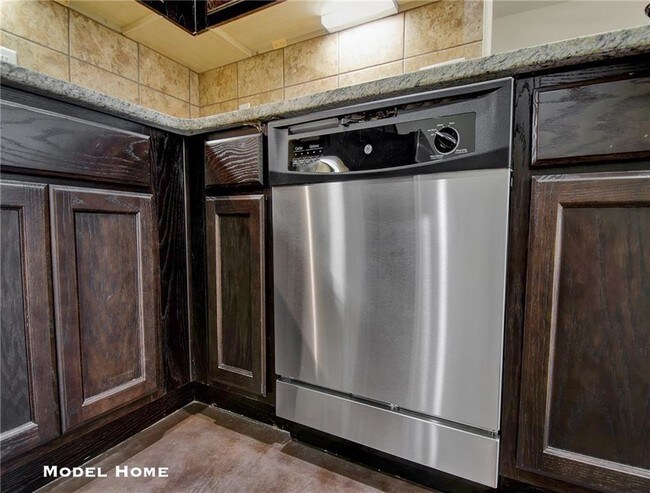 Building Photo - 1128 Stanley Wy