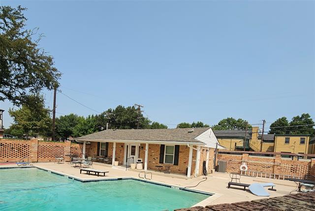 Building Photo - 6033 Sandhurst Ln