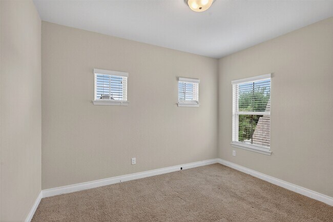 Building Photo - 3311 Pleasant Hollow Ln