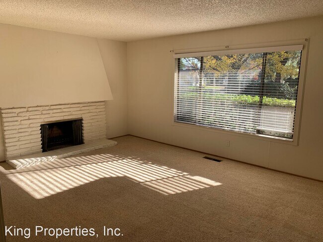 Building Photo - 3 br, 2 bath House - 2003 Amador Avenue