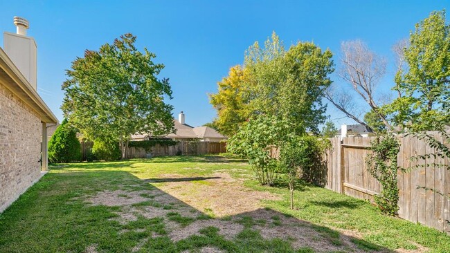 Building Photo - 24523 Split Rail Ridge