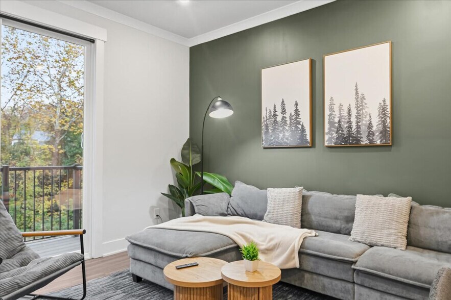 Building Photo - 820 Hamilton St