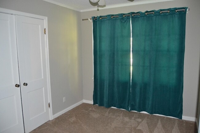 Building Photo - 1328 Marcia Rd