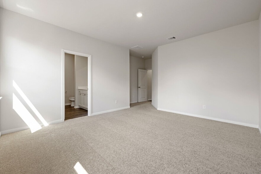 Building Photo - 7603 Tipton Meadow Way