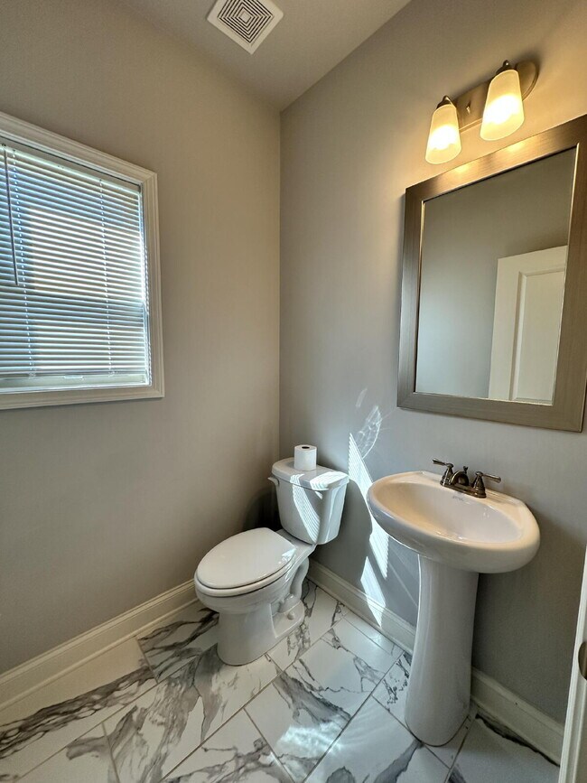 Building Photo - Beautiful 4BR Home in Mundy Mill | Corner Lot | Resort-Style Amenities