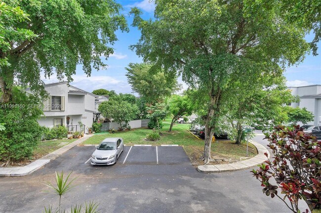 Building Photo - 10542 NW 7th Terrace