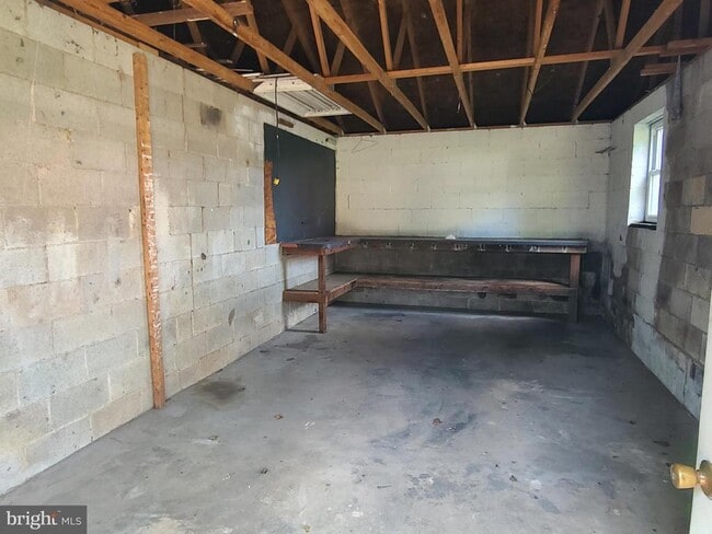 Building Photo - 693 Lancaster Pike