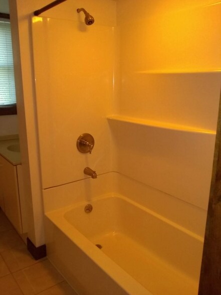 Building Photo - 3145 County Rd Z