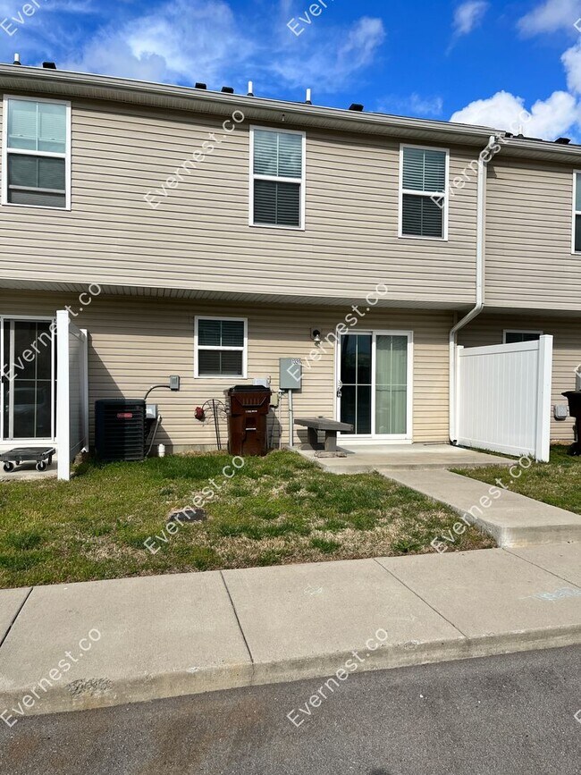 Building Photo - 1320 Havenbrook Dr