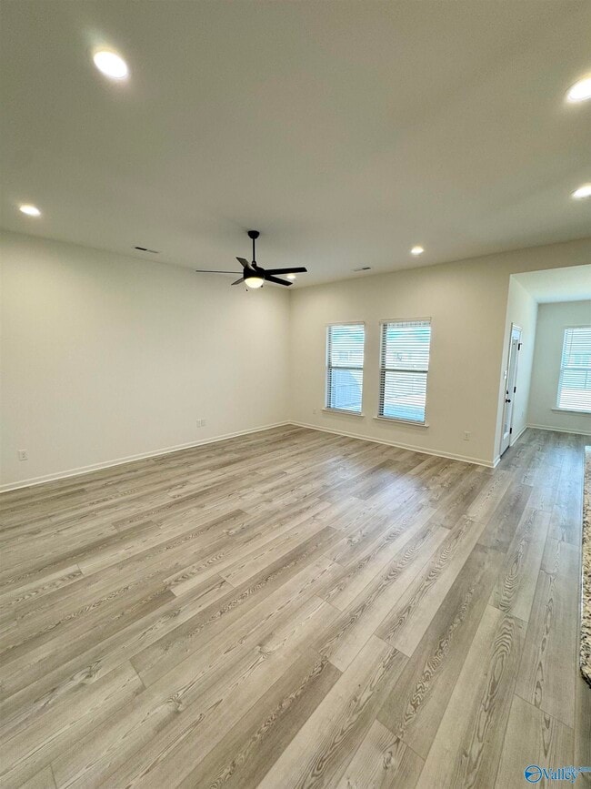 Building Photo - 16702 Ted Childs Dr