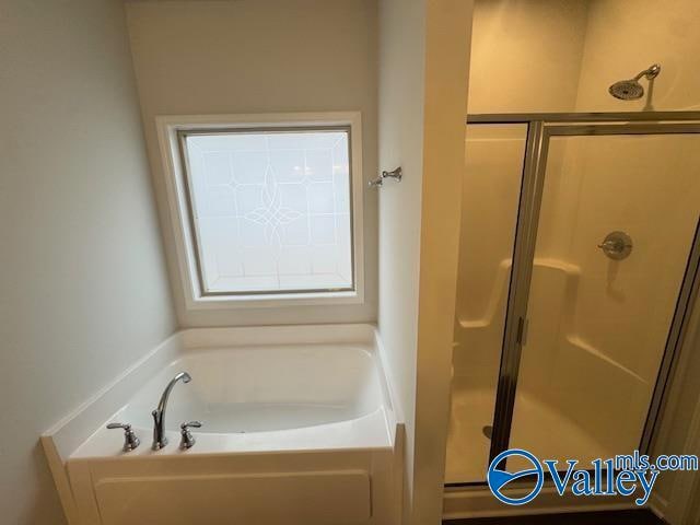 Building Photo - 332 Fenrose Dr