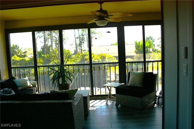 Building Photo - 15160 Riverbend Blvd