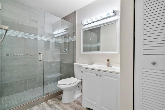 Building Photo - 20937 Bay Ct