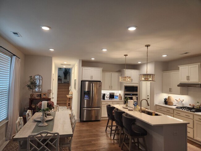 Building Photo - Midlothian-3 Bed 2.5 Bath Townhouse