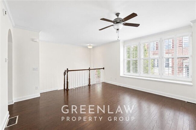 Building Photo - 7403 Lowery Oak Dr