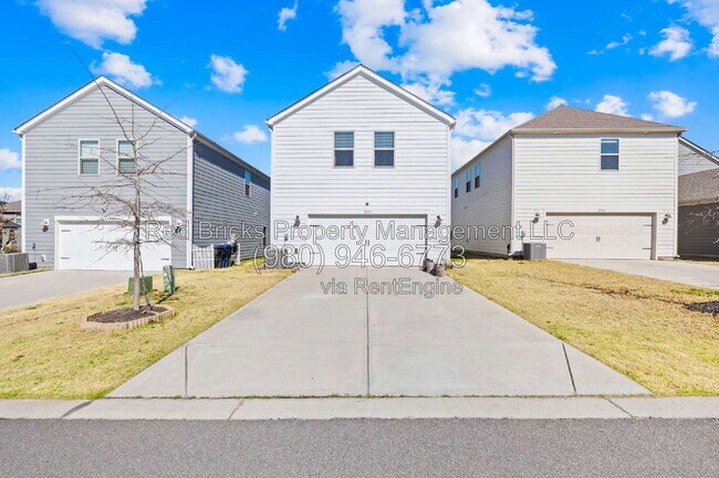 Building Photo - 12216 Stoneybrook Station Pkwy
