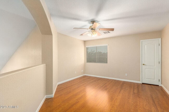 Building Photo - 363 W Myrtle Dr