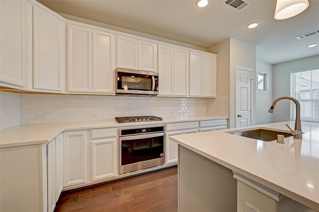 Building Photo - 3118 Longleaf Meadows Dr