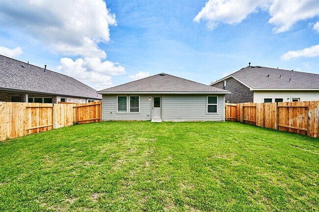 Building Photo - 3323 Avary River Ln