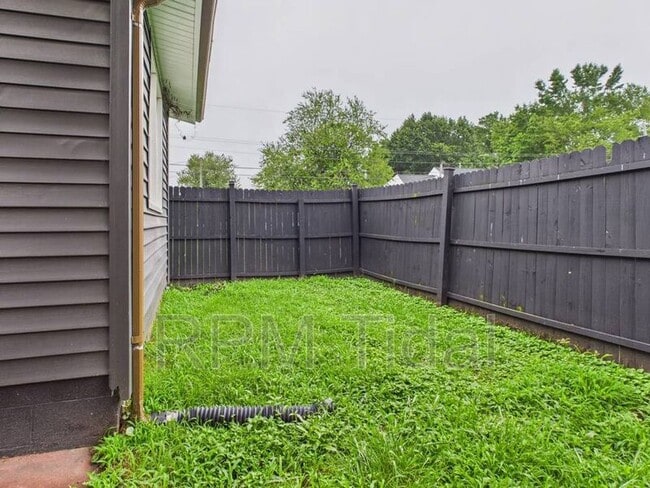 Building Photo - 55 Franktown Rd
