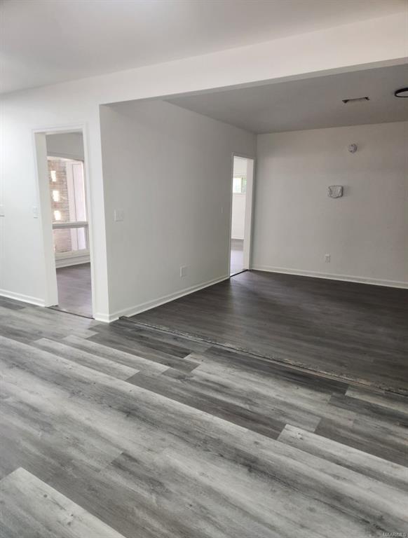 Building Photo - 1427 Adrian Ln