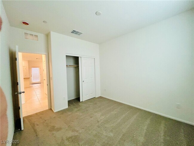 Building Photo - 1163 Heliodor Ave